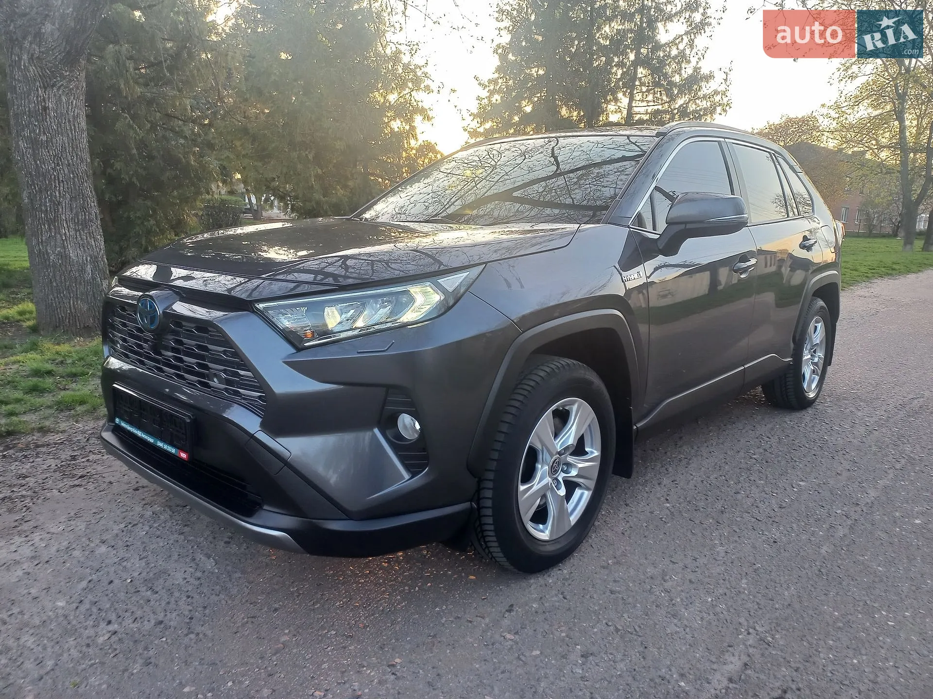 2020 Toyota RAV 4 - мініатюра 2