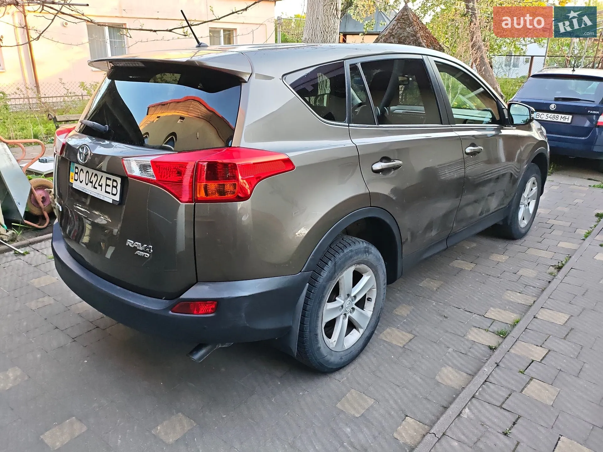 2013 Toyota RAV 4 - мініатюра 6