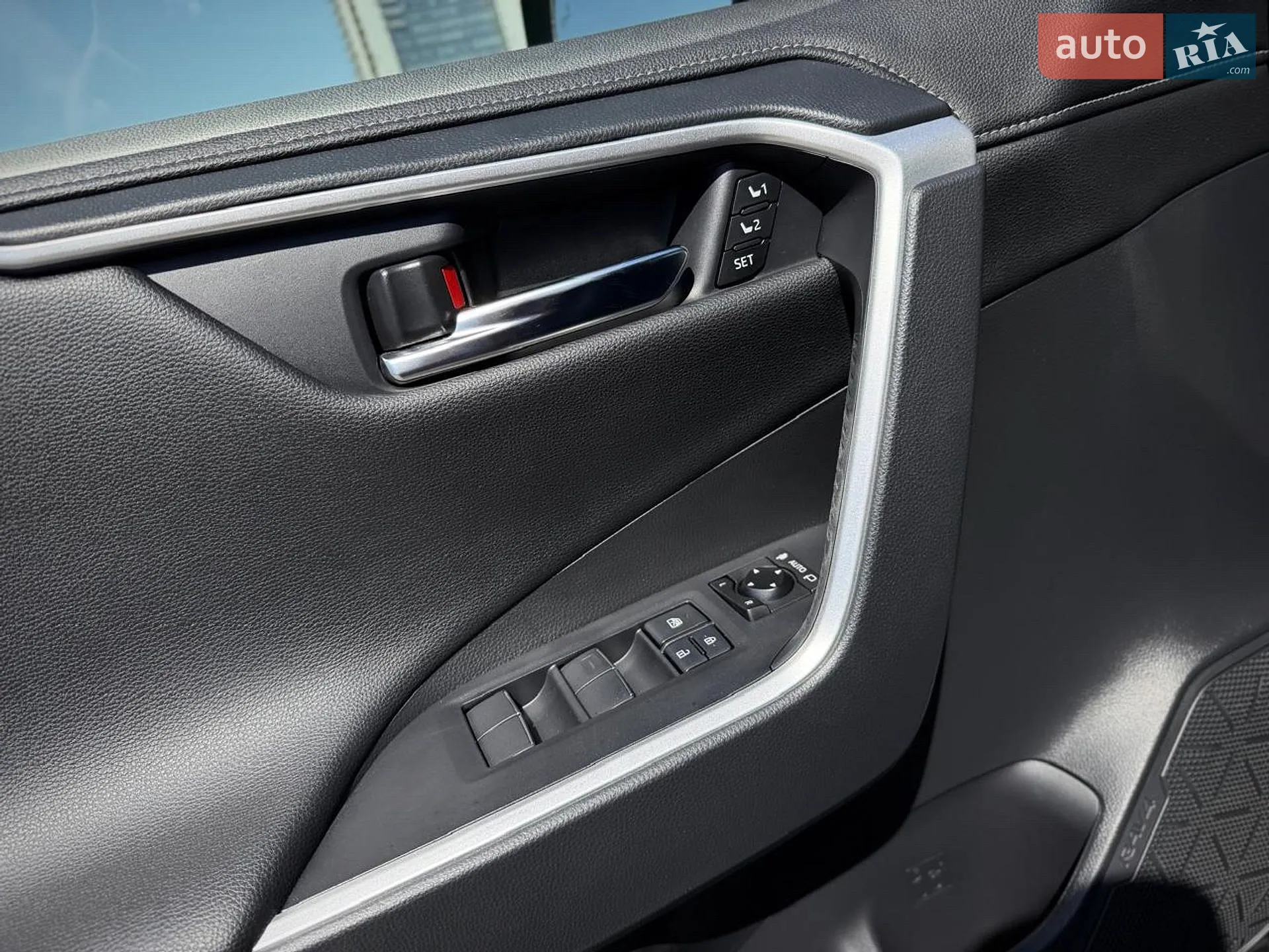2021 Toyota RAV 4 - мініатюра 43
