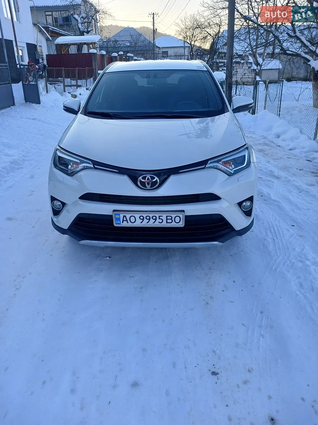 2017 Toyota RAV 4 - мініатюра 4