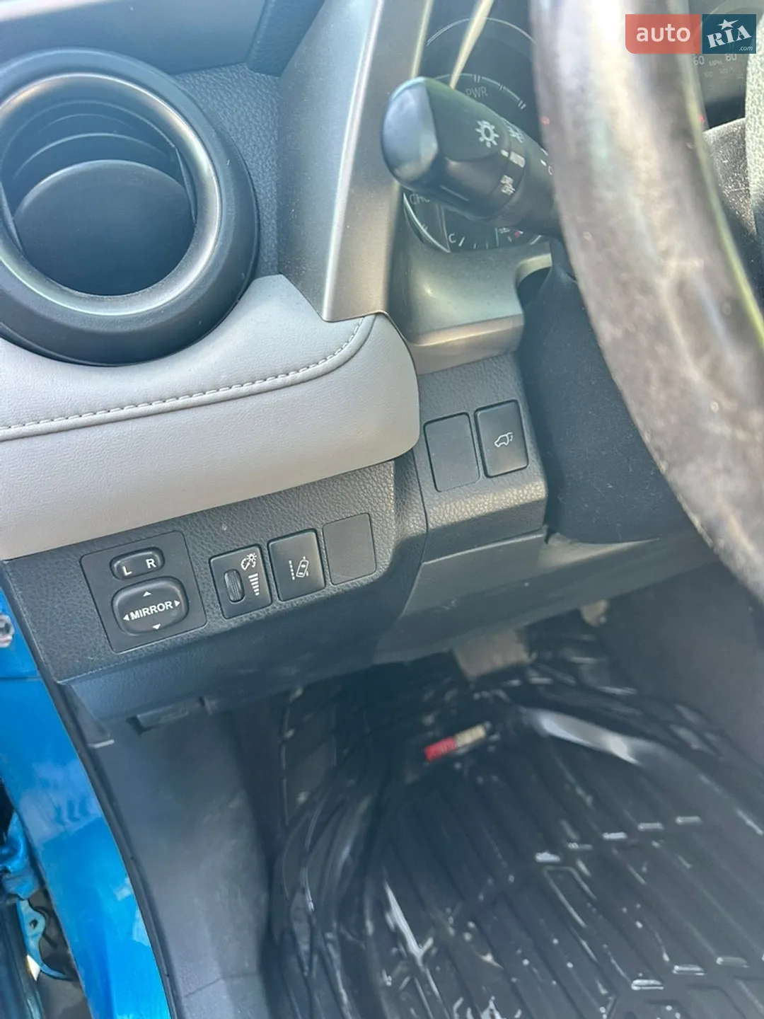 2017 Toyota RAV 4 - мініатюра 6