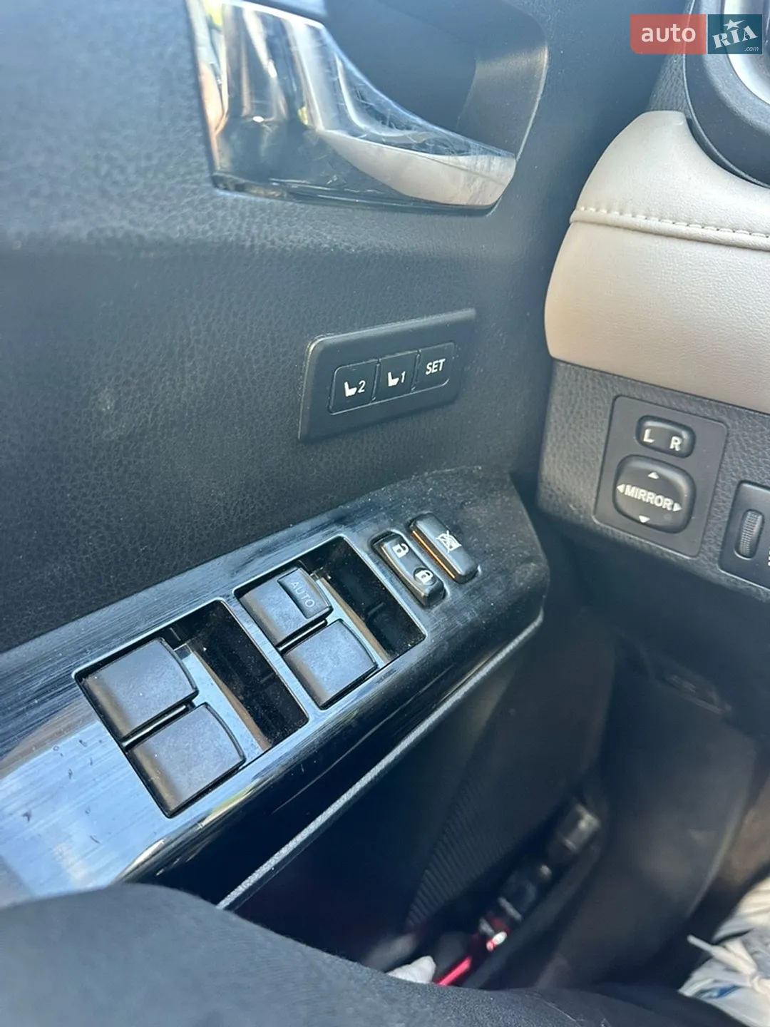 2017 Toyota RAV 4 - мініатюра 11