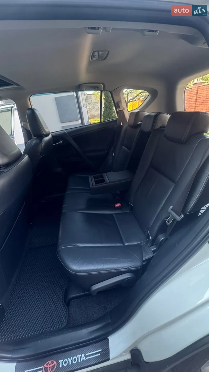 2013 Toyota RAV 4 - мініатюра 12