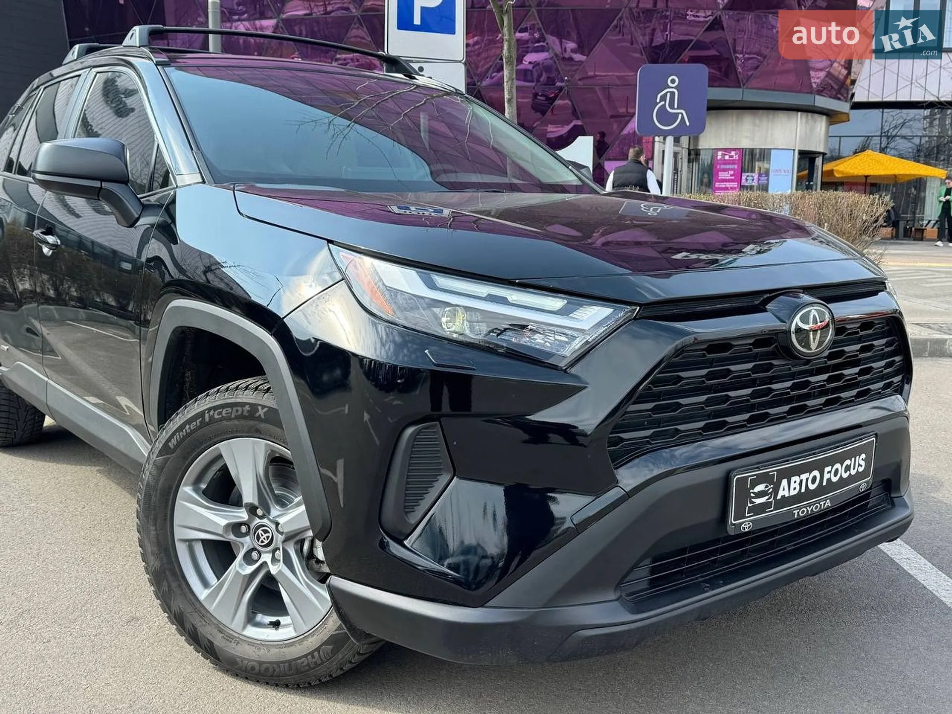 2025 Toyota RAV 4 - мініатюра 2
