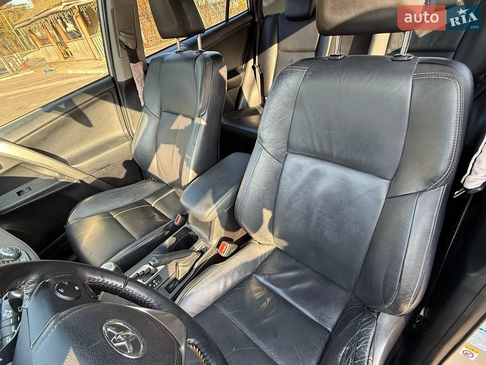 2014 Toyota RAV 4 - мініатюра 11
