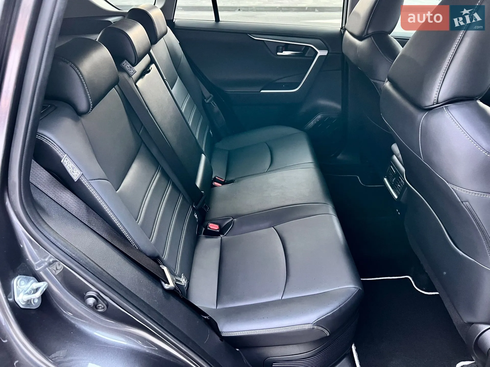 2022 Toyota RAV 4 - мініатюра 36