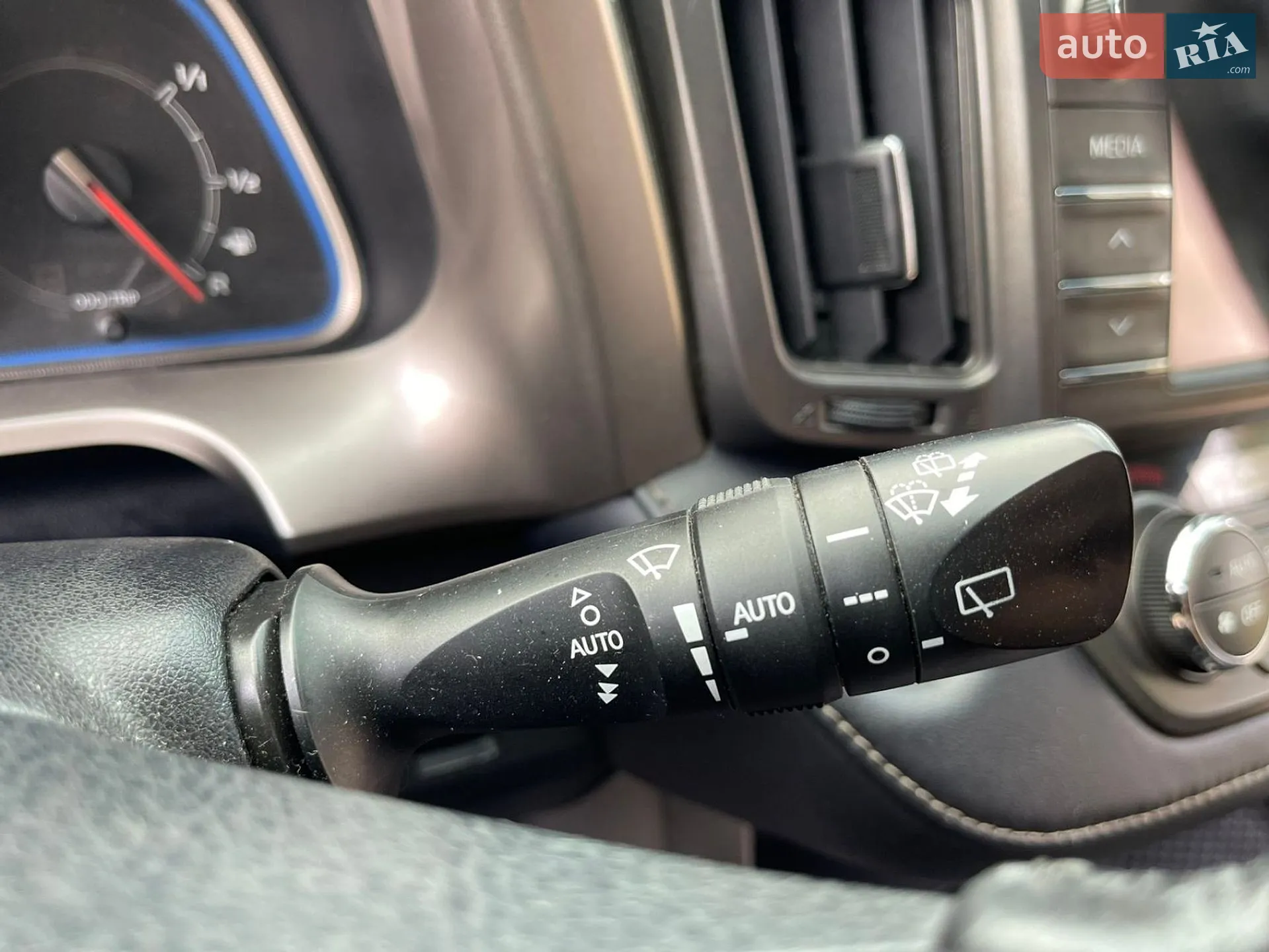 2013 Toyota RAV 4 - мініатюра 48
