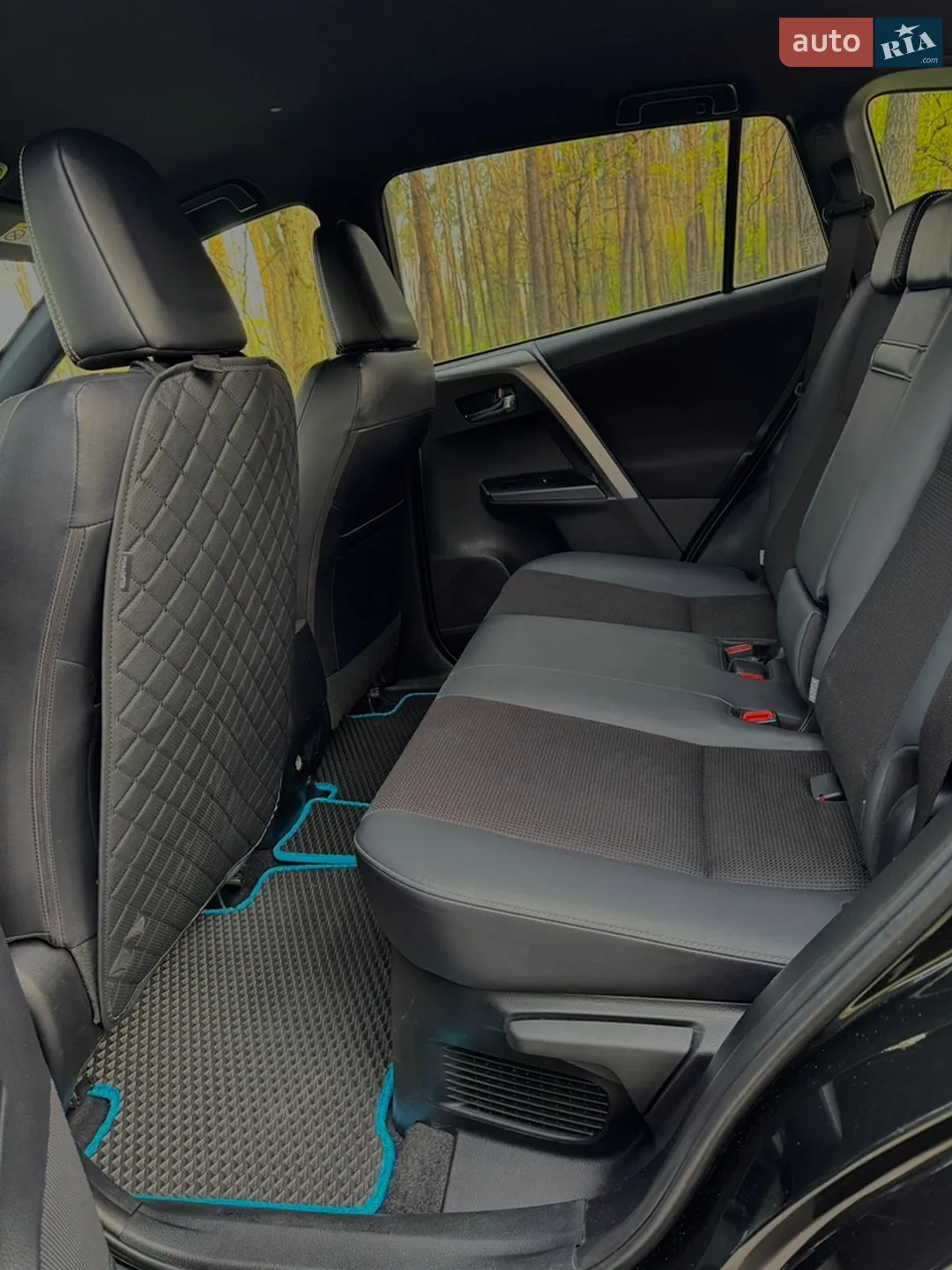 2018 Toyota RAV 4 - мініатюра 12