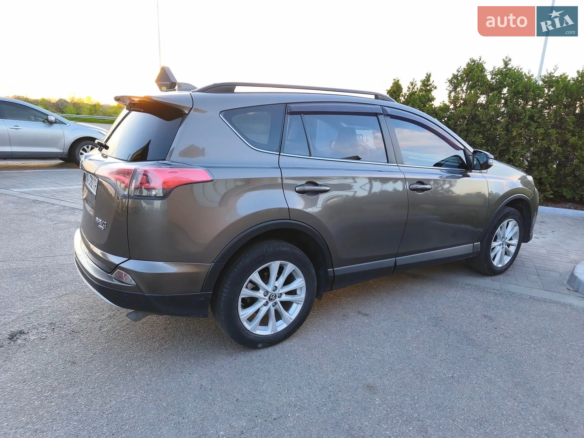 2016 Toyota RAV 4 - мініатюра 29