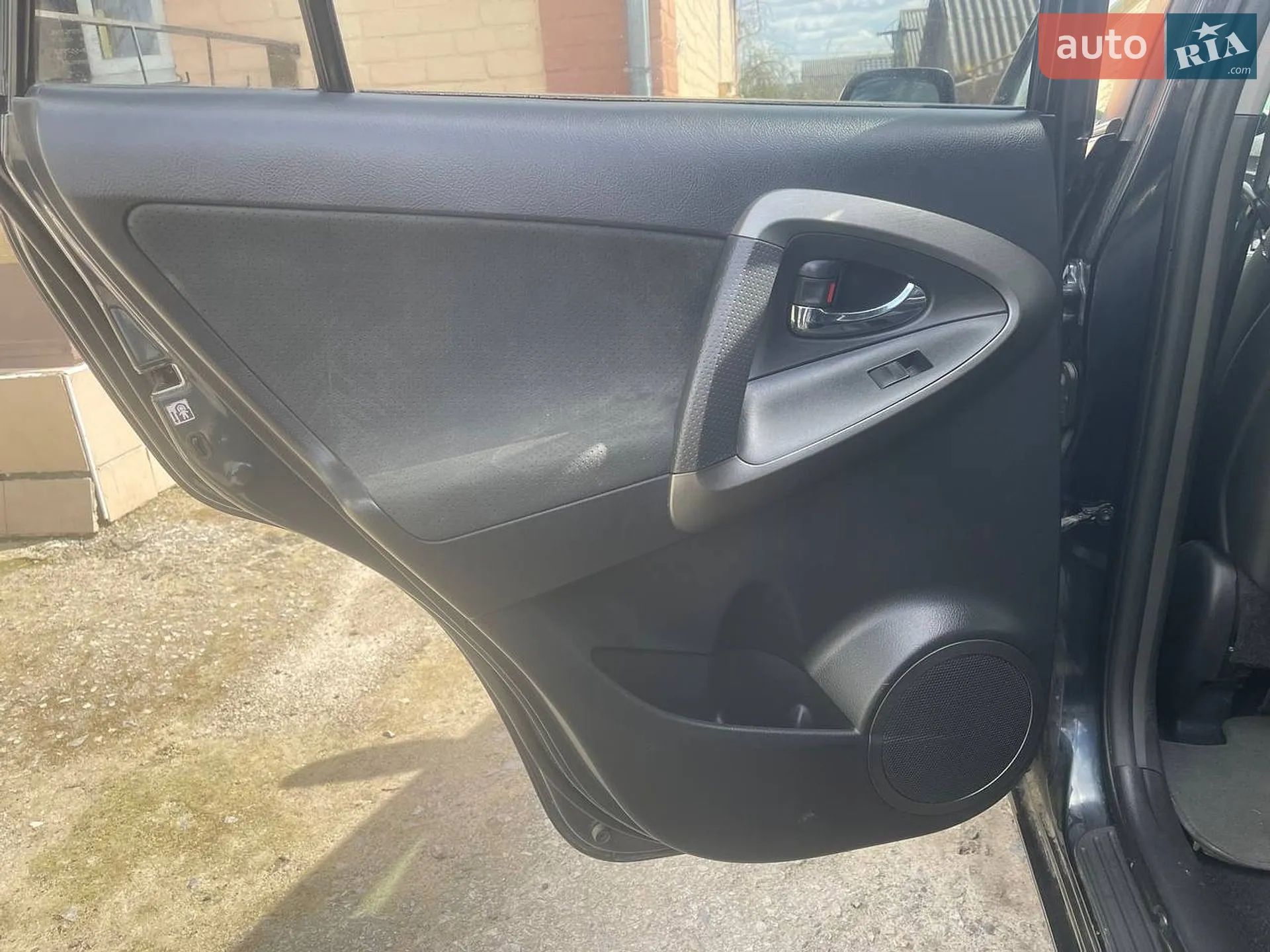 2011 Toyota RAV 4 - мініатюра 9