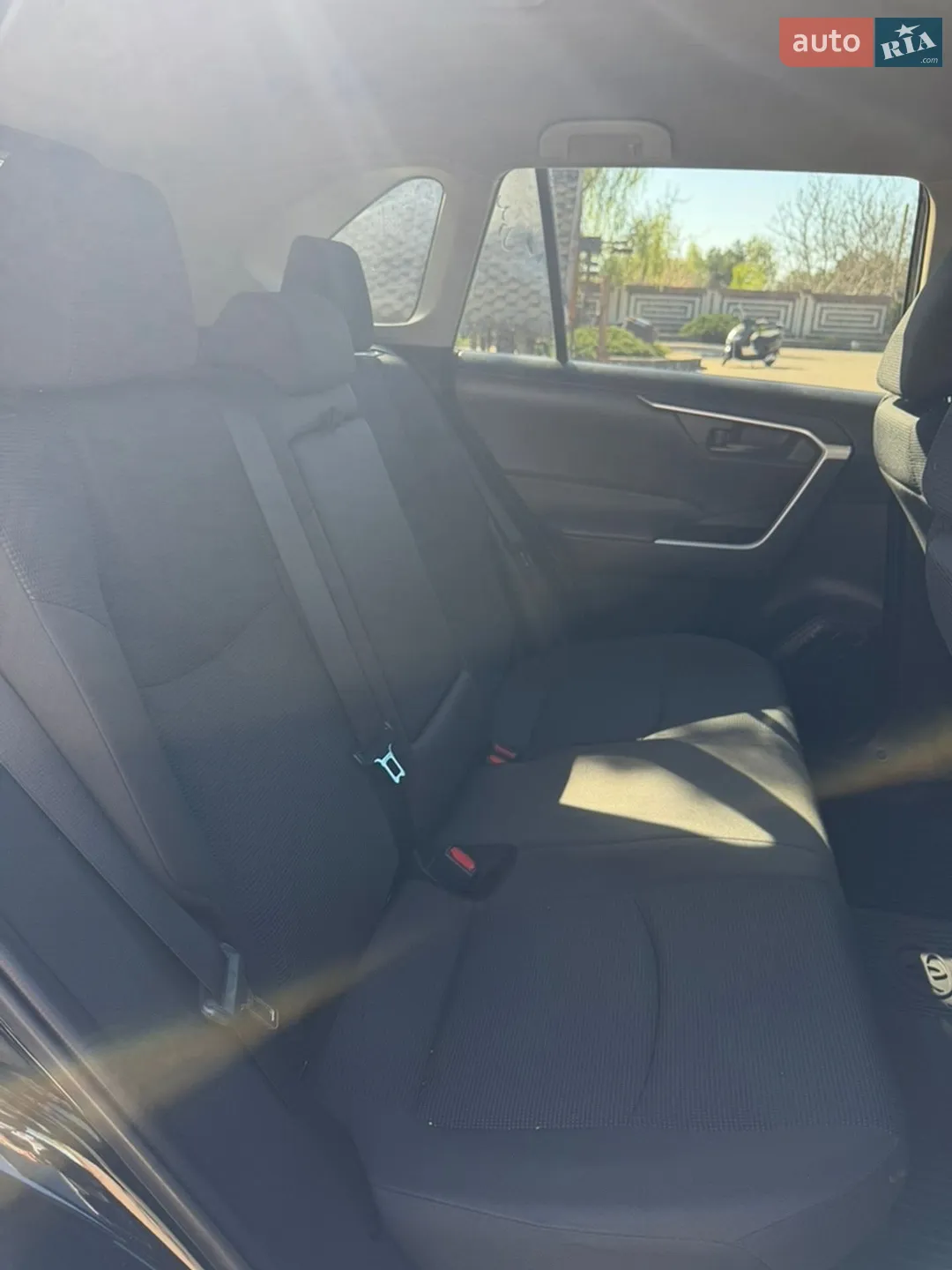 2022 Toyota RAV 4 - мініатюра 27
