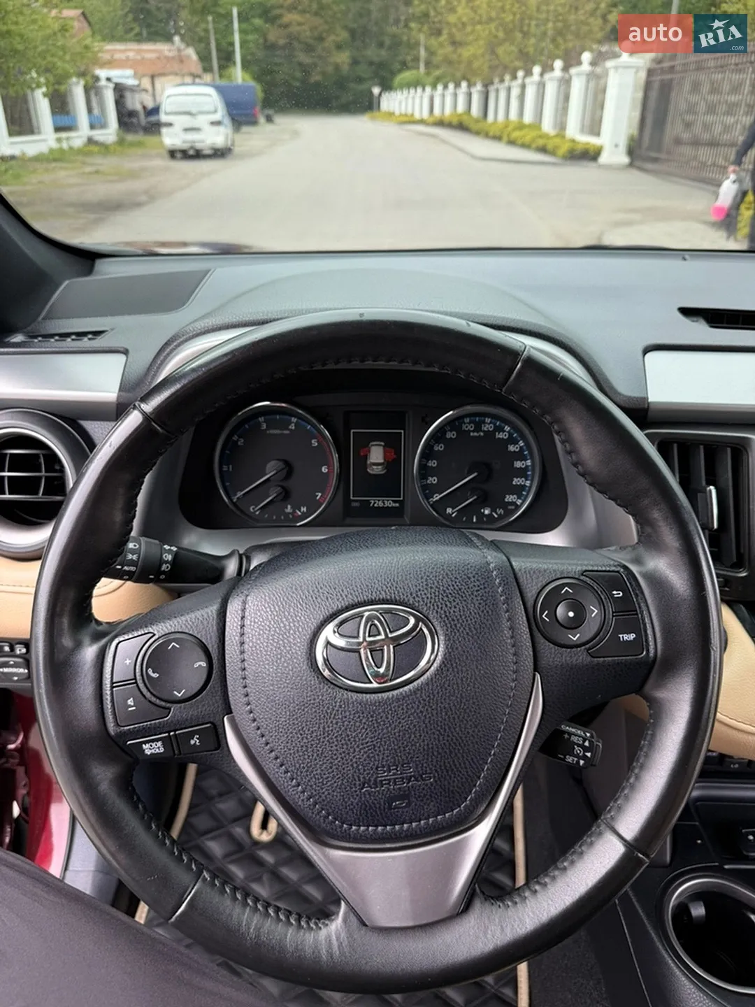 2017 Toyota RAV 4 - мініатюра 15