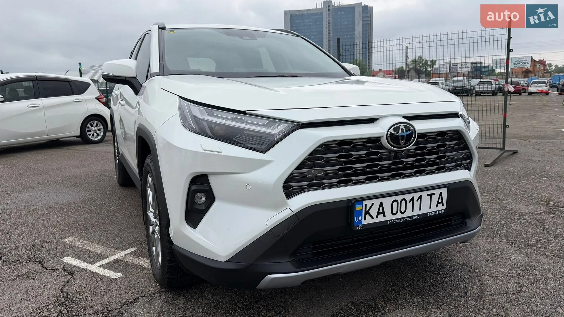 2022 Toyota RAV 4 - мініатюра 11