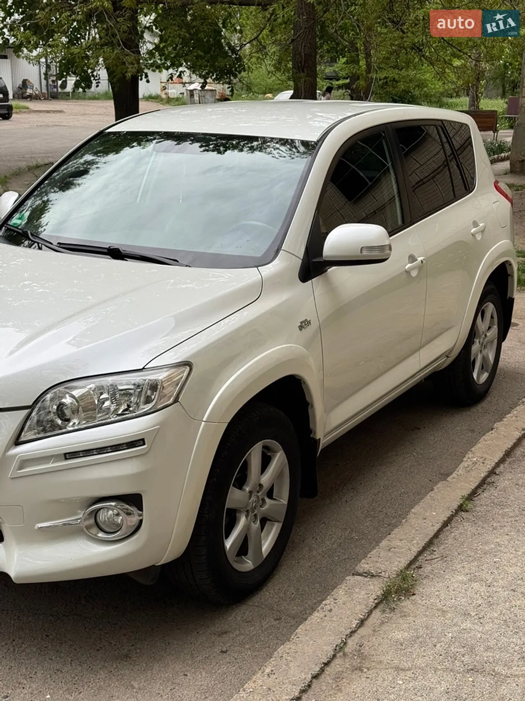 2010 Toyota RAV 4 - мініатюра 3