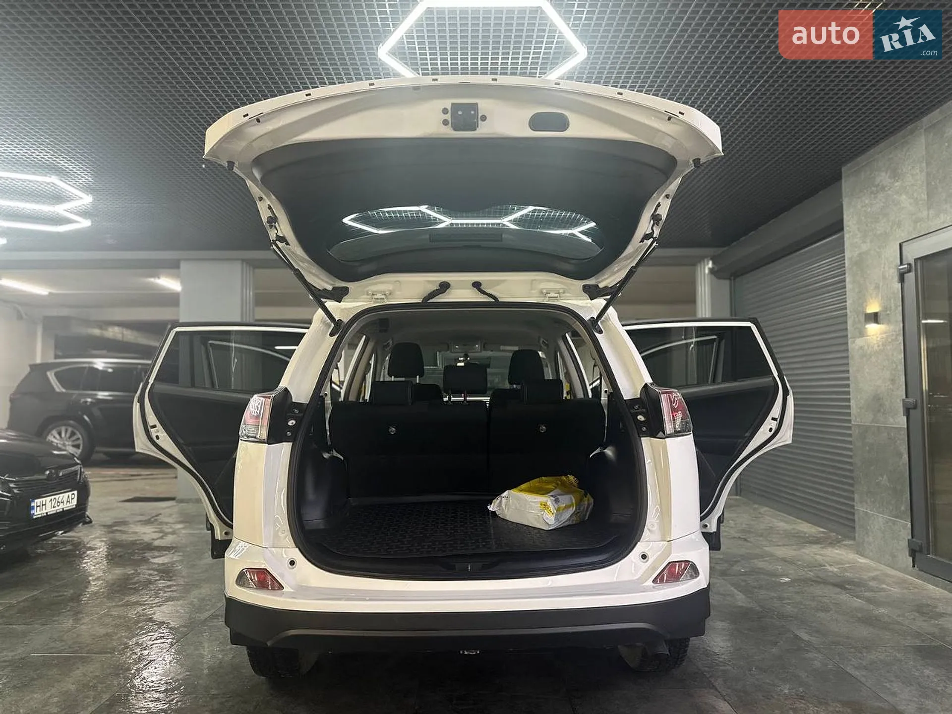 2017 Toyota RAV 4 - мініатюра 15