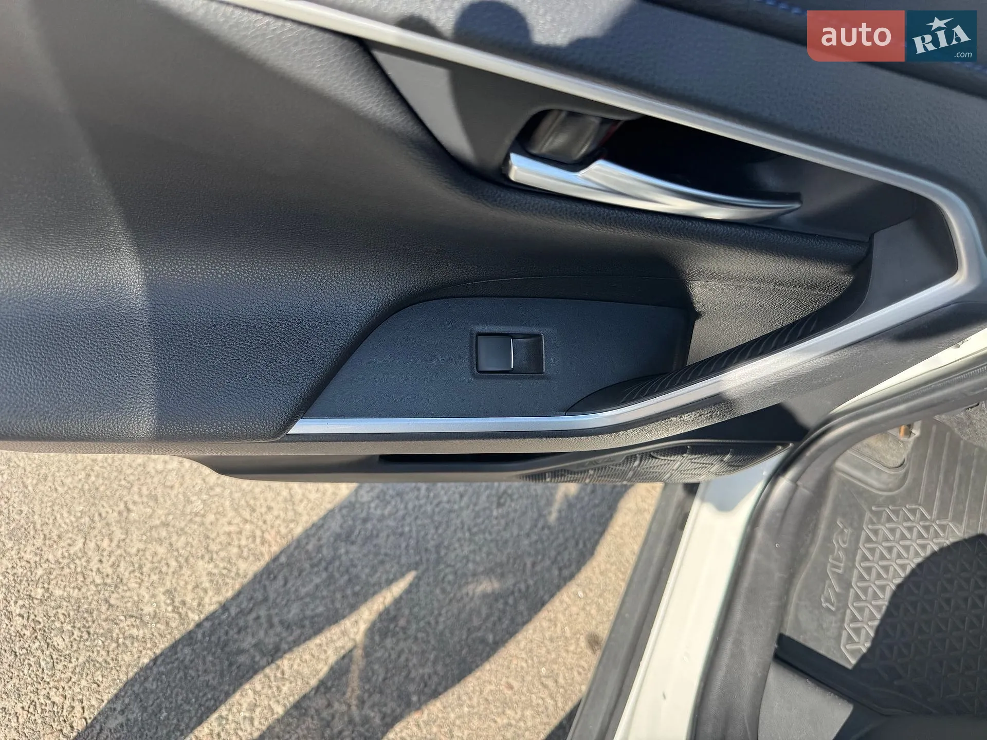 2020 Toyota RAV 4 - мініатюра 14