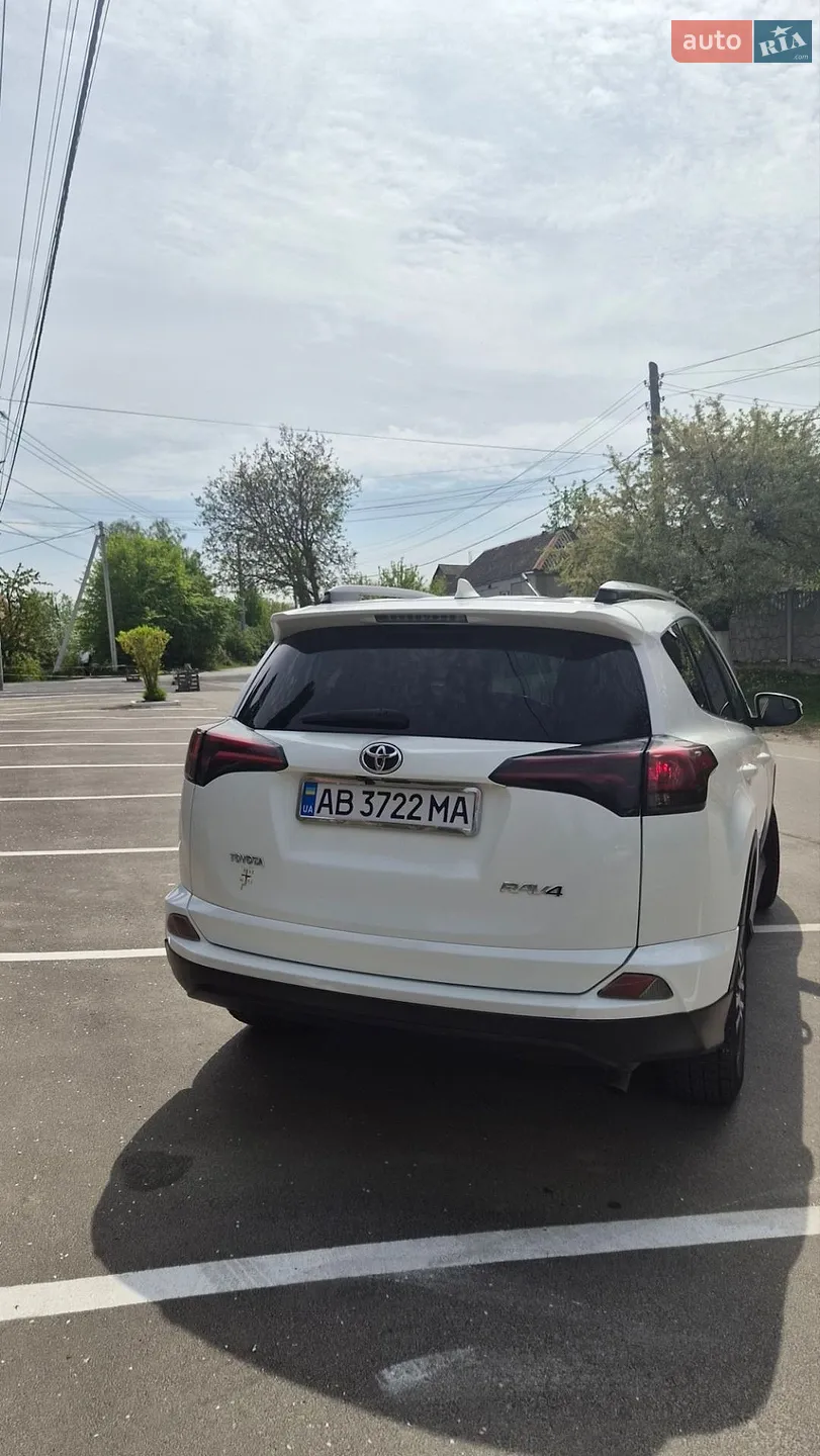 2017 Toyota RAV 4 - мініатюра 14