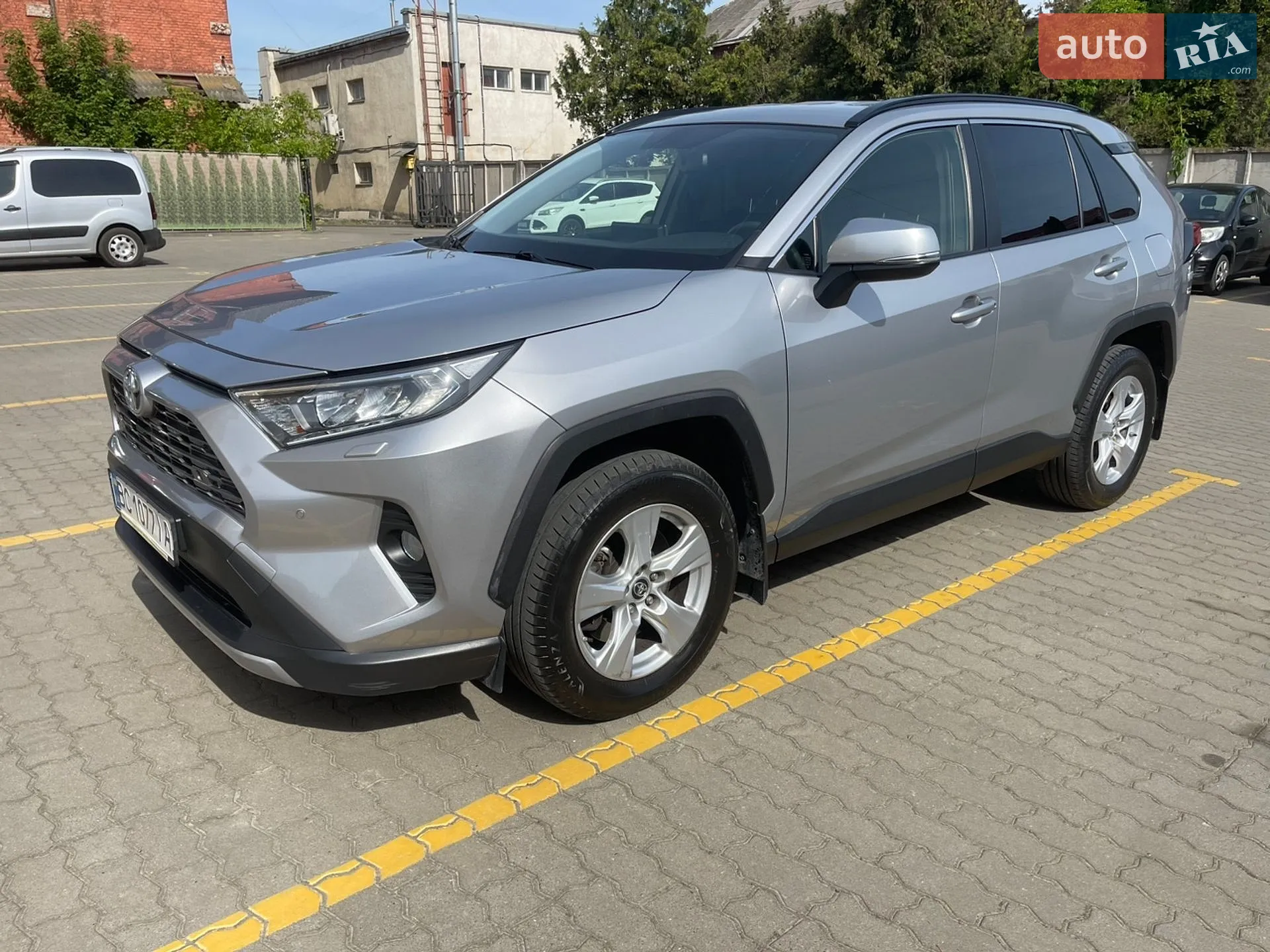 2019 Toyota RAV 4 - мініатюра 7