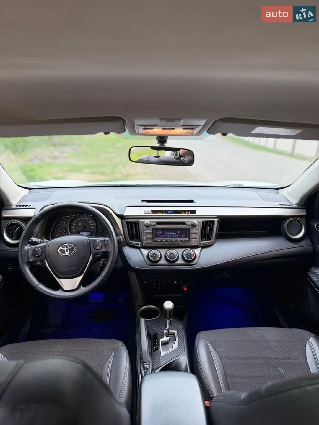 2013 Toyota RAV 4 - мініатюра 11
