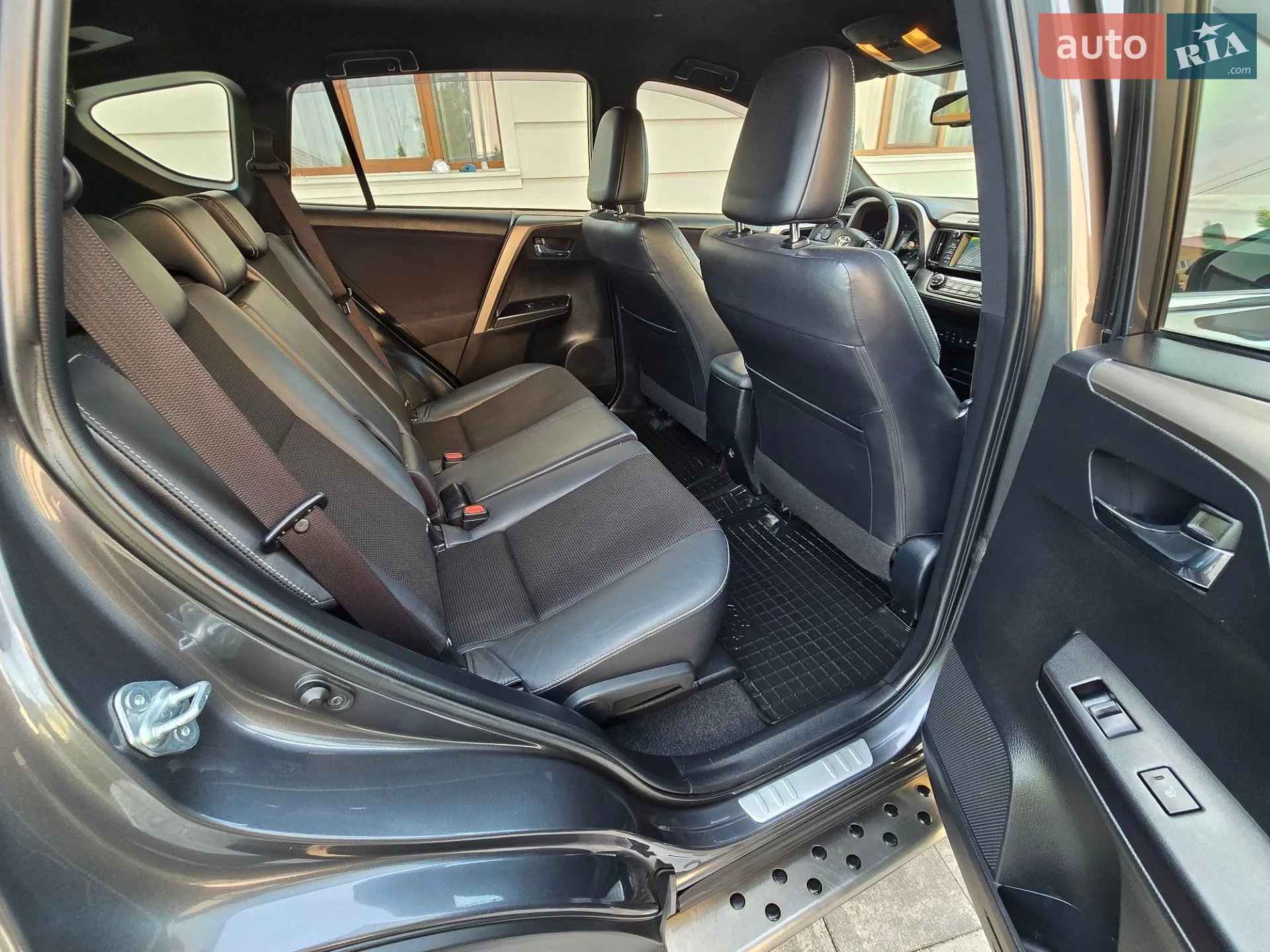 2016 Toyota RAV 4 - мініатюра 34