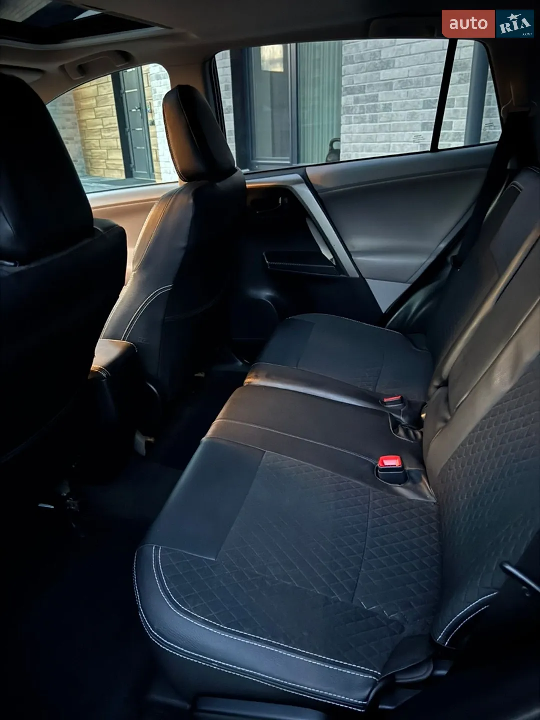 2013 Toyota RAV 4 - мініатюра 11
