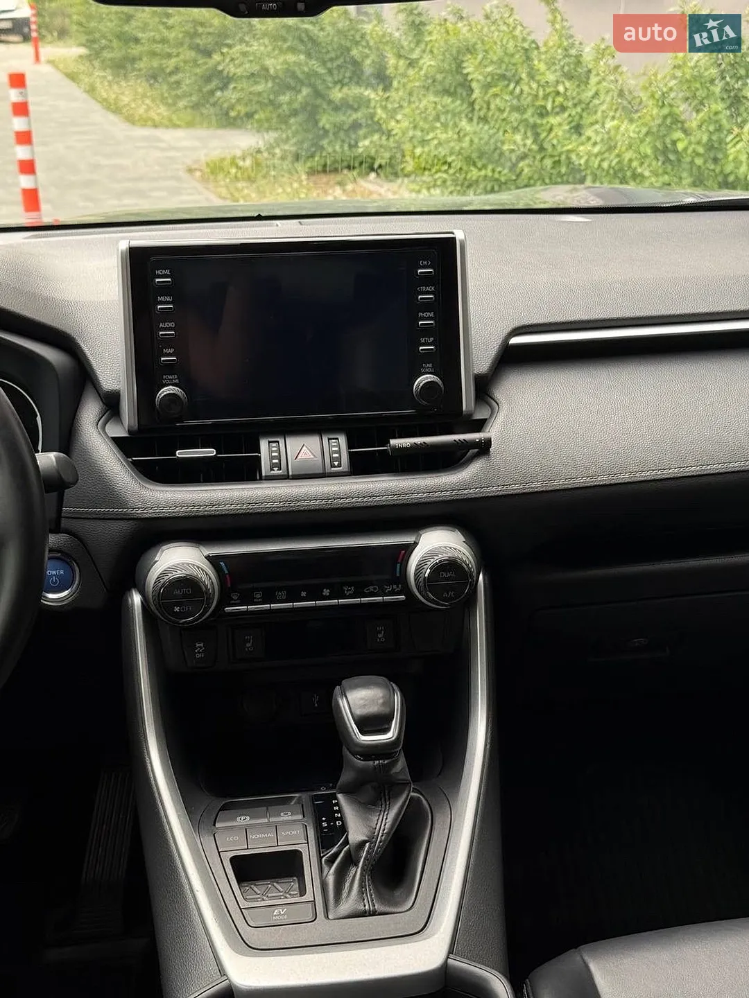 2019 Toyota RAV 4 - мініатюра 11