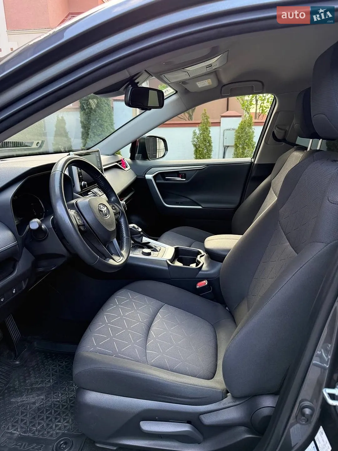 2020 Toyota RAV 4 - мініатюра 10