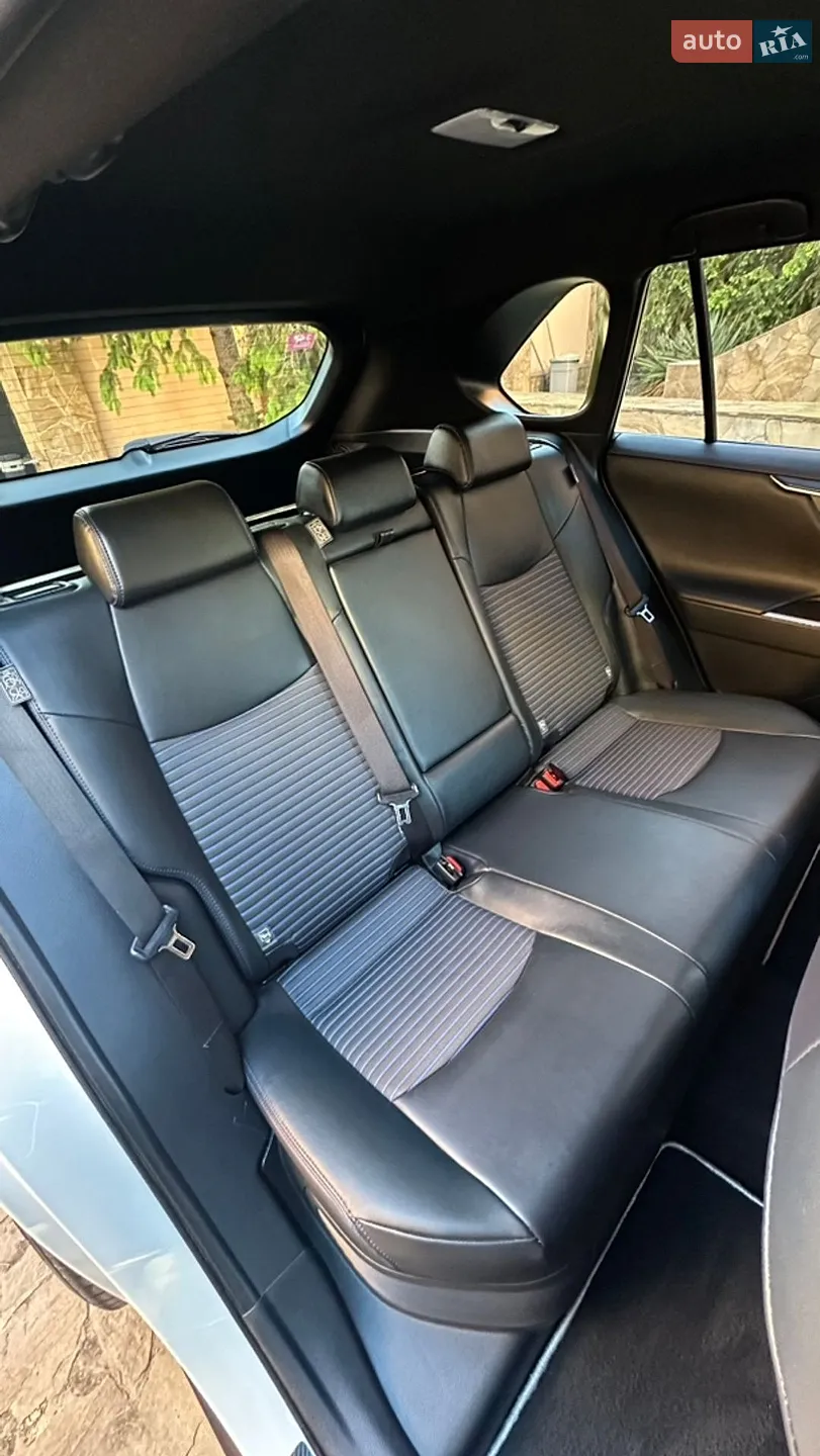 2021 Toyota RAV 4 - мініатюра 29