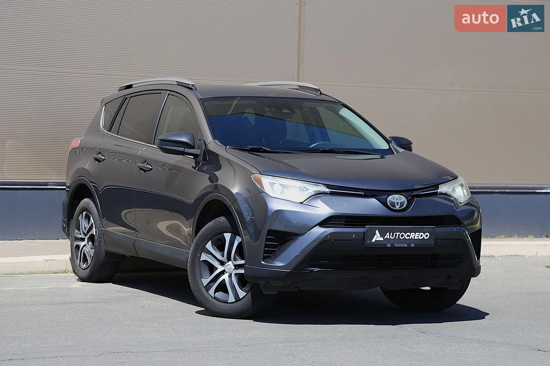 2016 Toyota RAV 4 - фото 1