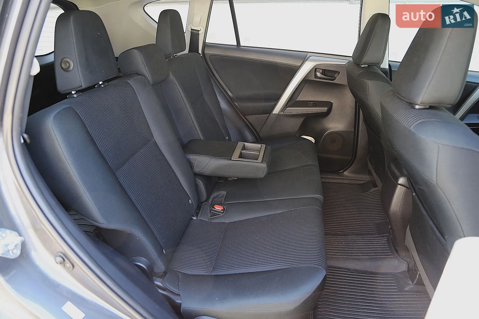 2016 Toyota RAV 4 - мініатюра 11