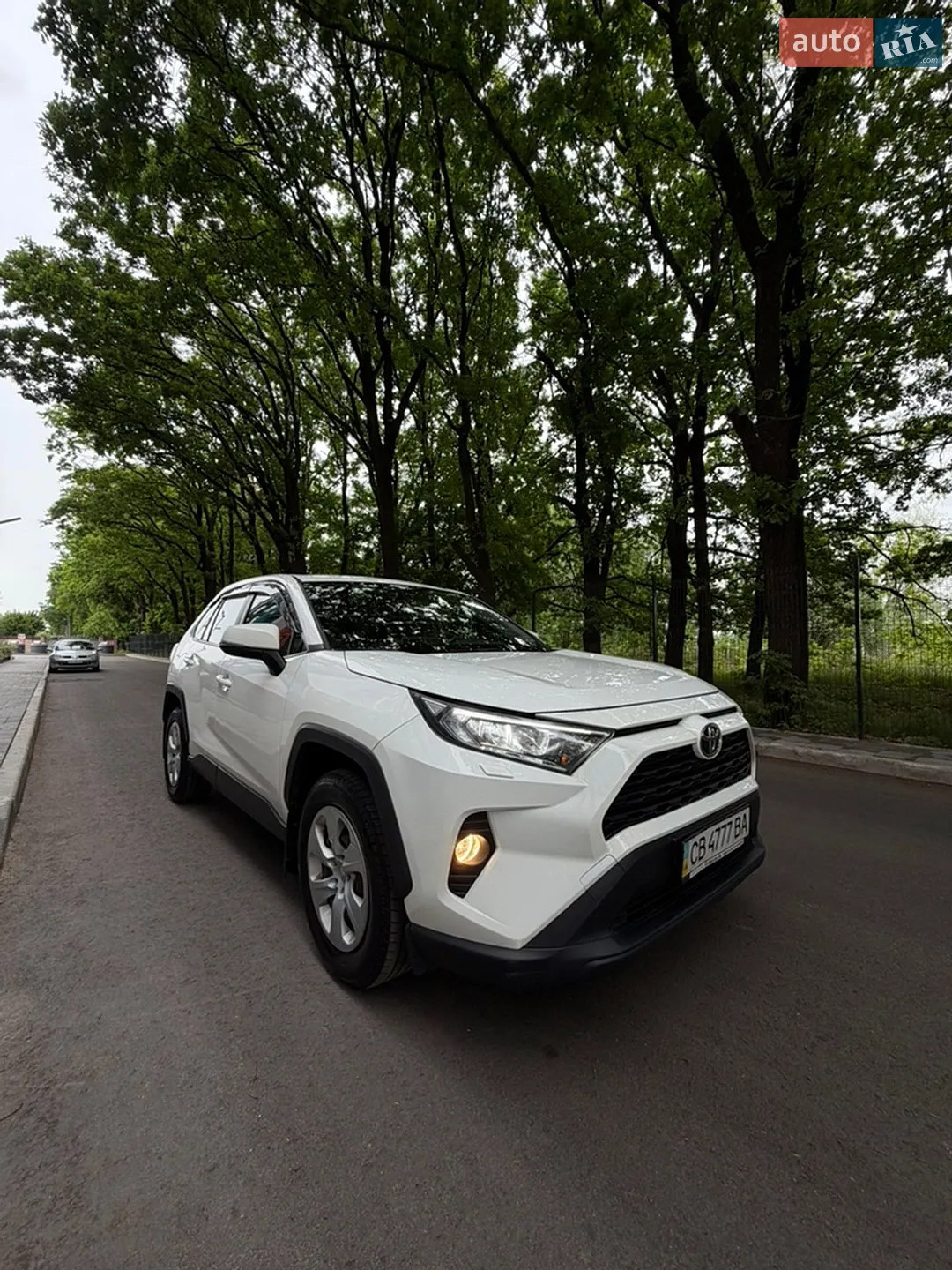 2019 Toyota RAV 4 - мініатюра 9