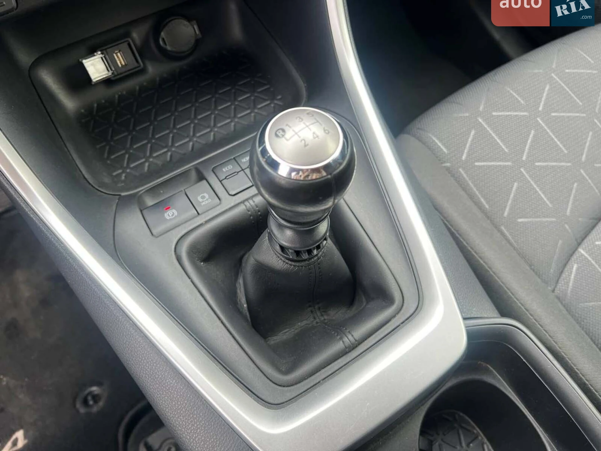 2020 Toyota RAV 4 - мініатюра 34