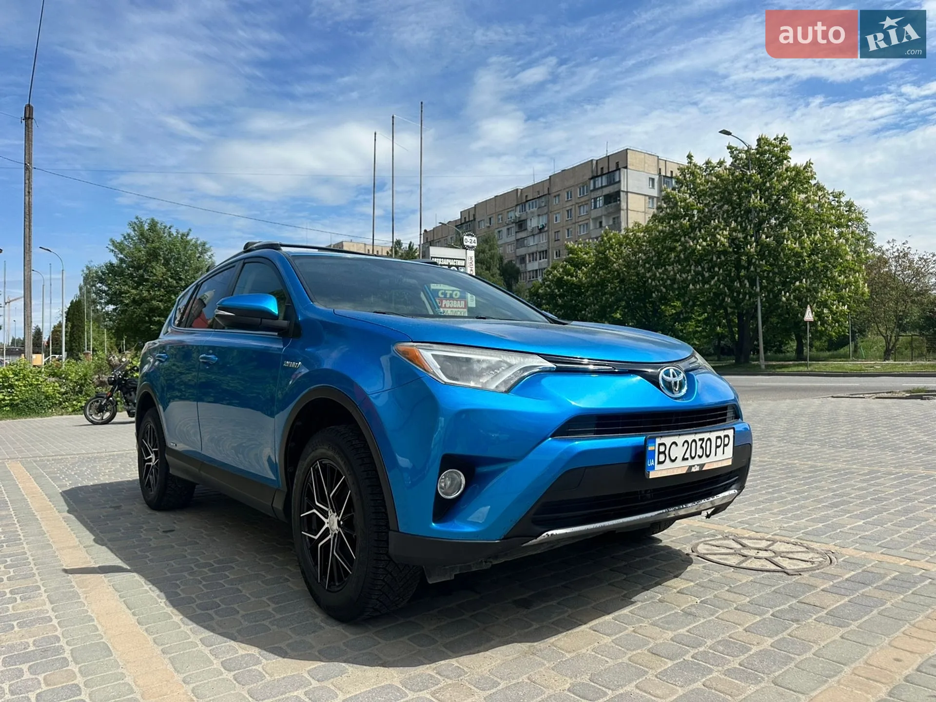 2016 Toyota RAV 4 - фото 1