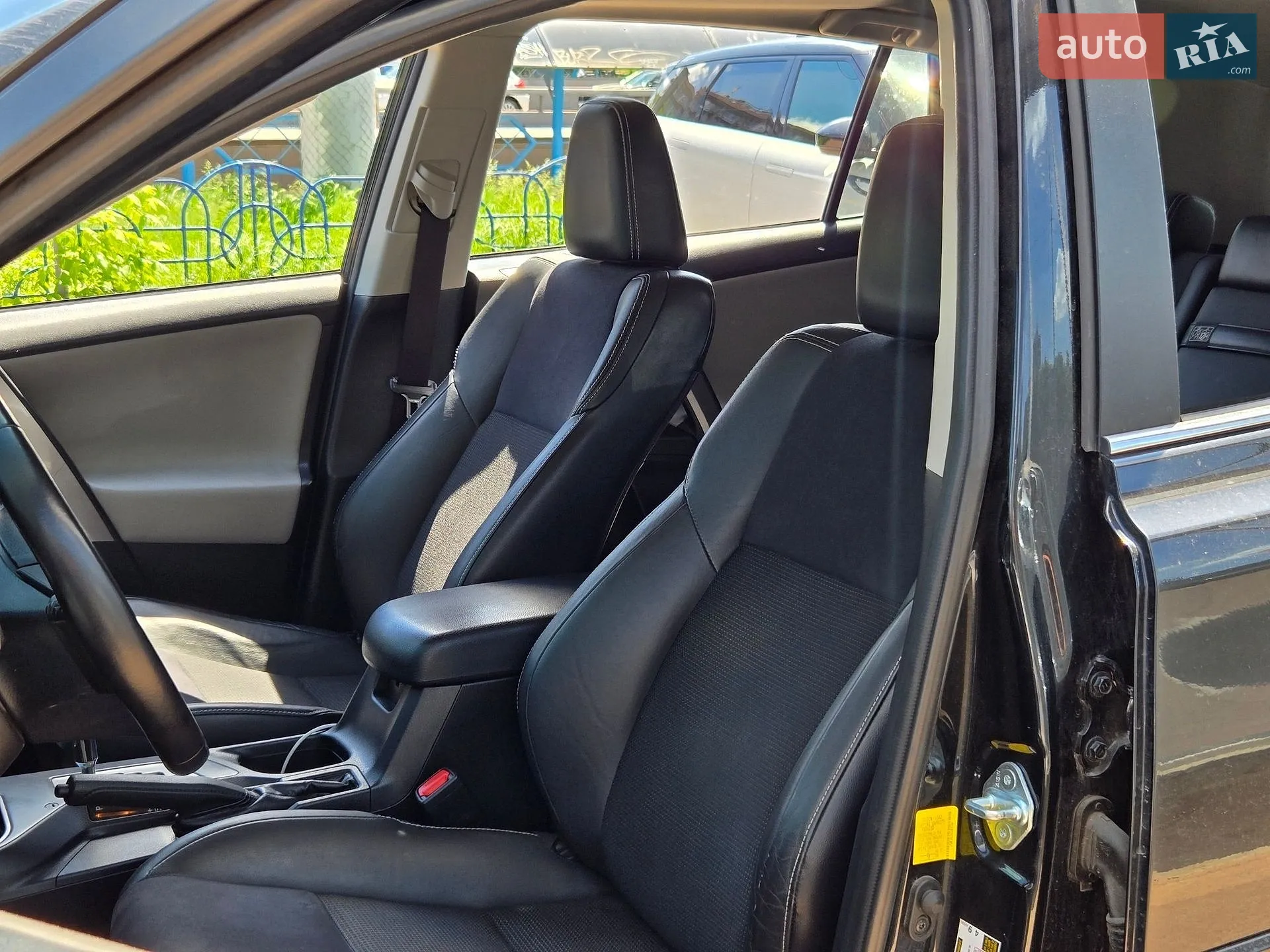 2016 Toyota RAV 4 - мініатюра 27