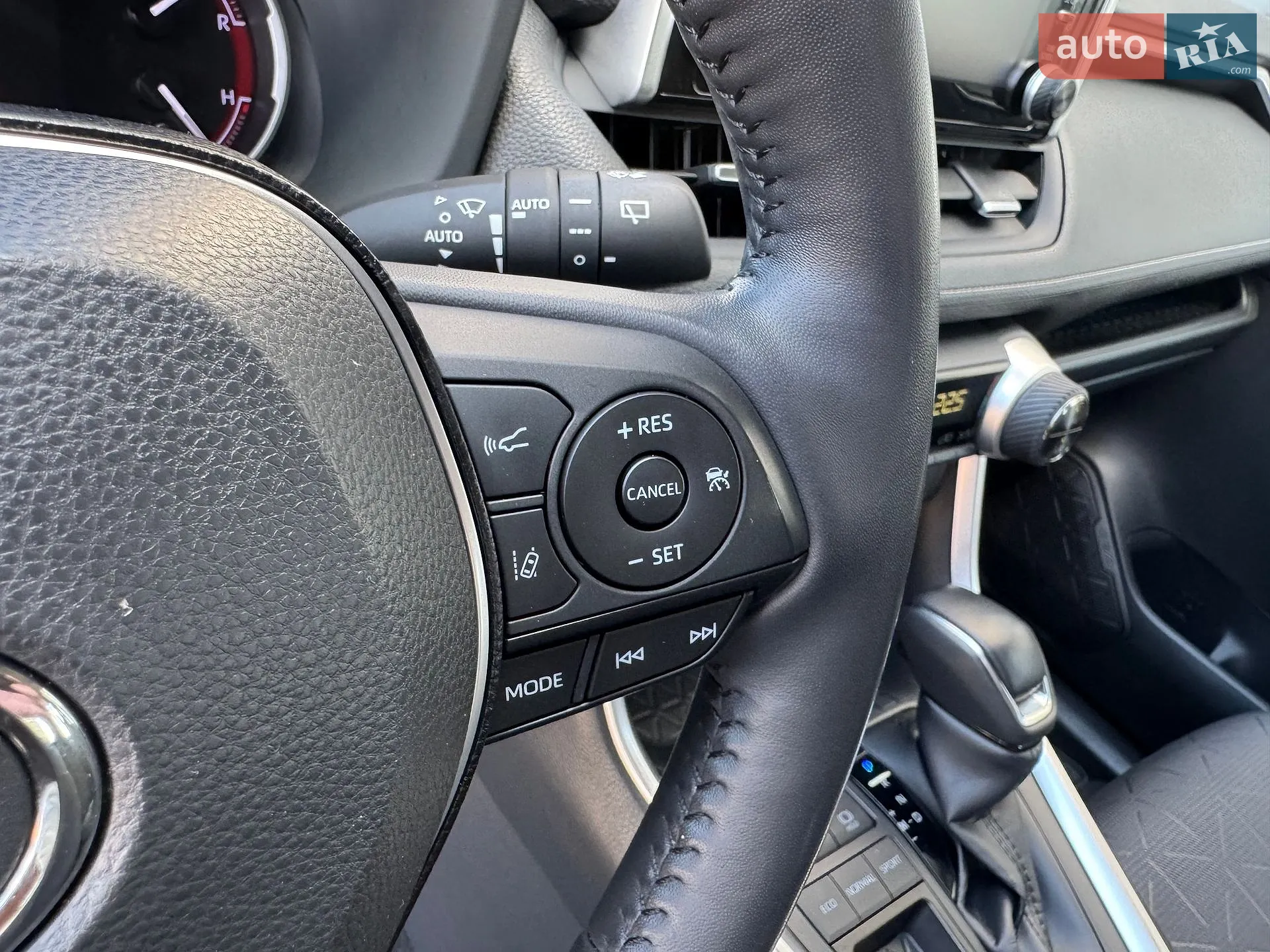2020 Toyota RAV 4 - мініатюра 48