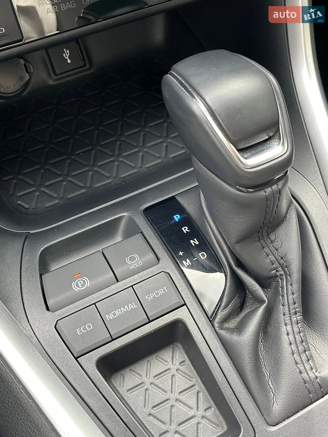 2021 Toyota RAV 4 - мініатюра 22