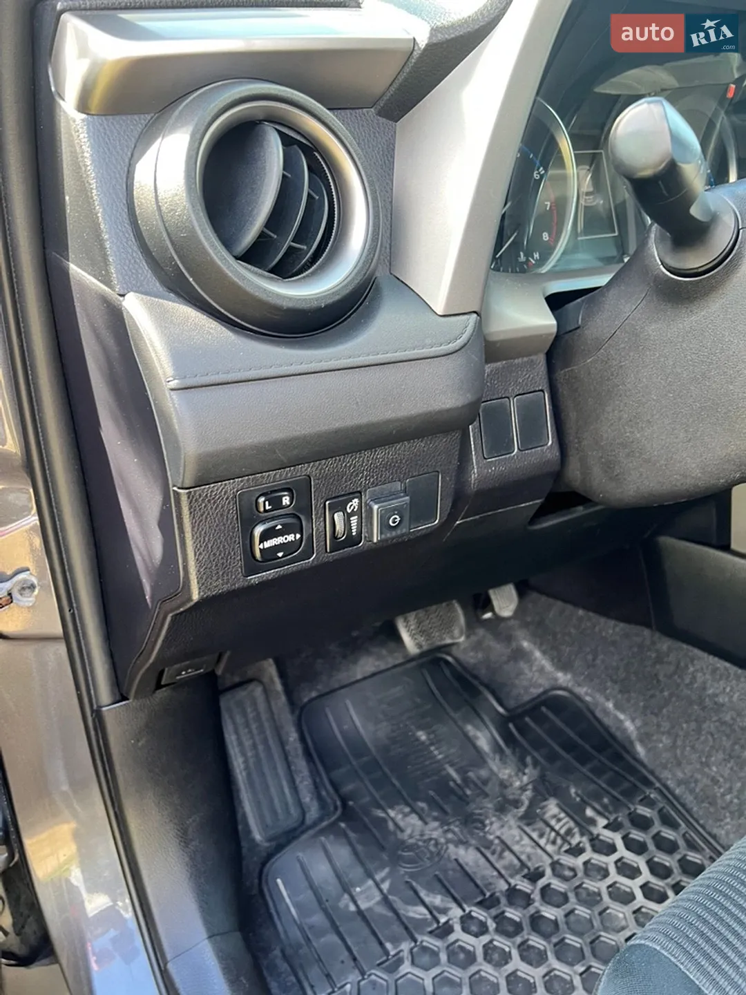 2016 Toyota RAV 4 - мініатюра 38