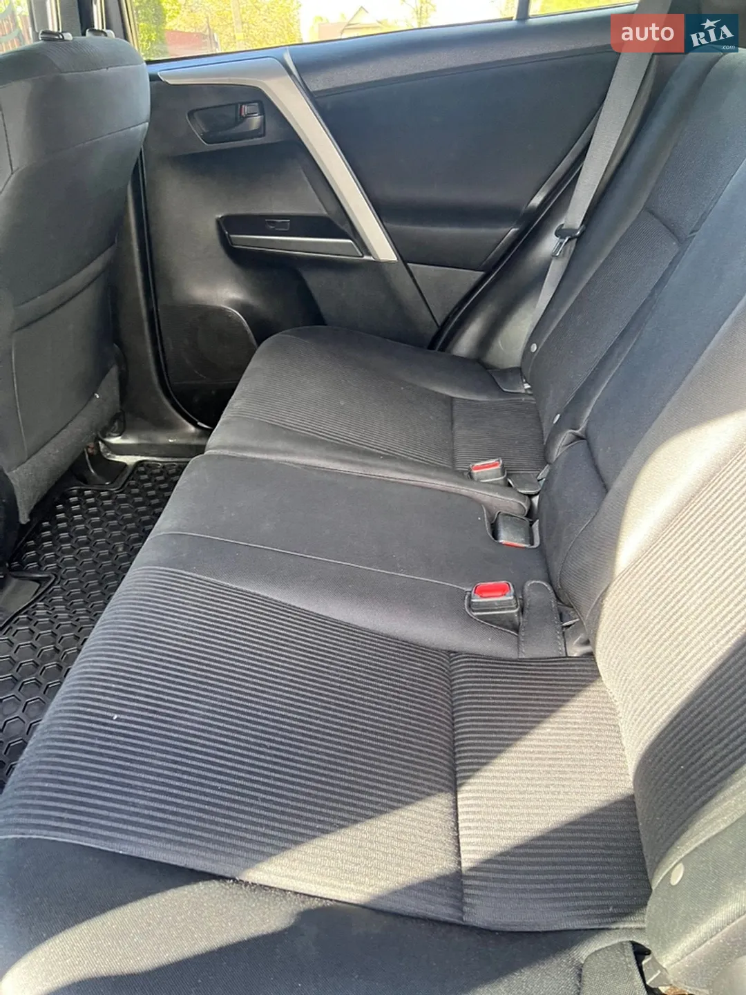 2016 Toyota RAV 4 - мініатюра 40