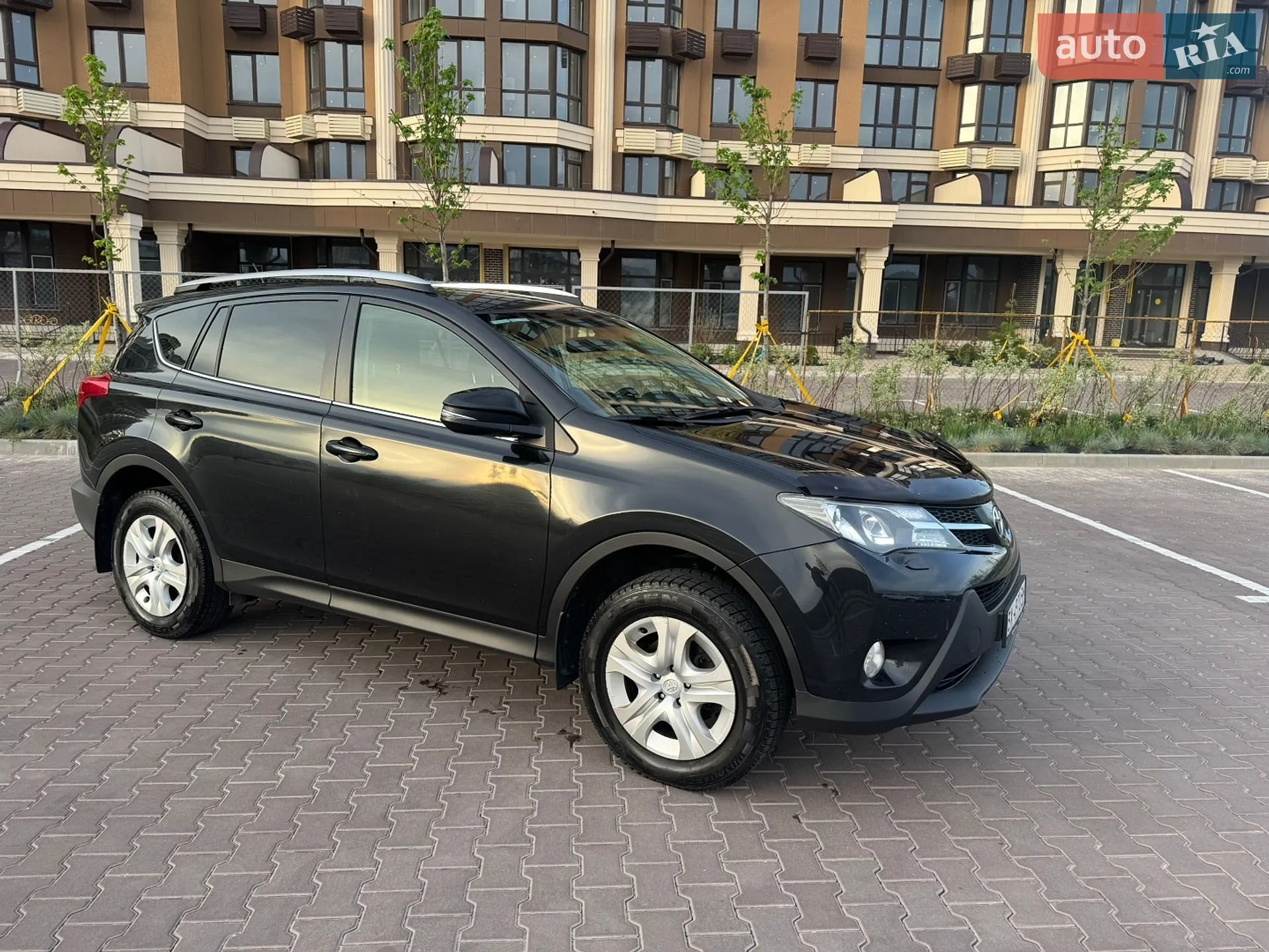 2013 Toyota RAV 4 - мініатюра 4