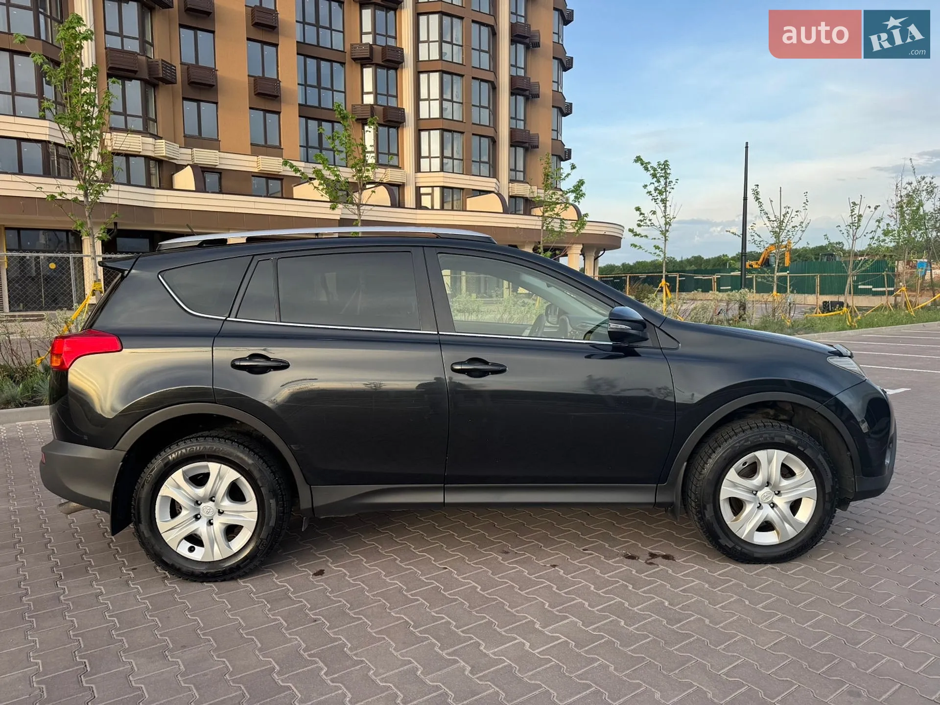 2013 Toyota RAV 4 - мініатюра 23