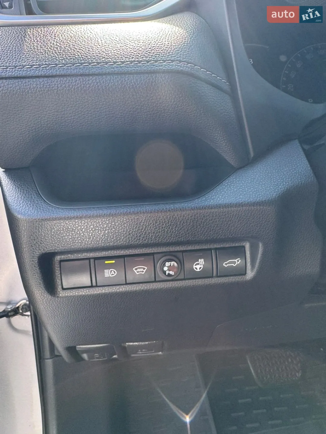 2020 Toyota RAV 4 - мініатюра 26