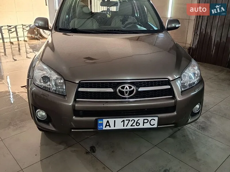 Toyota RAV4 2009