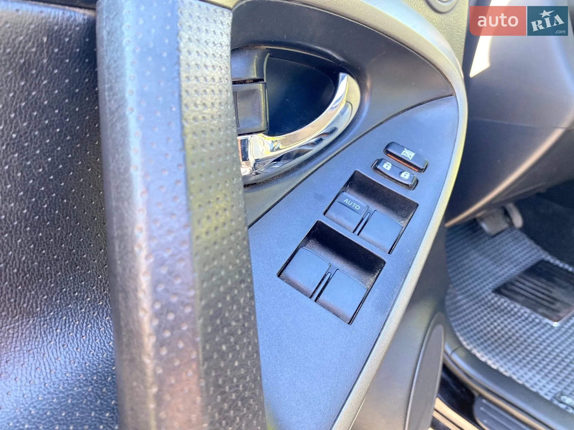 2010 Toyota RAV 4 - мініатюра 13