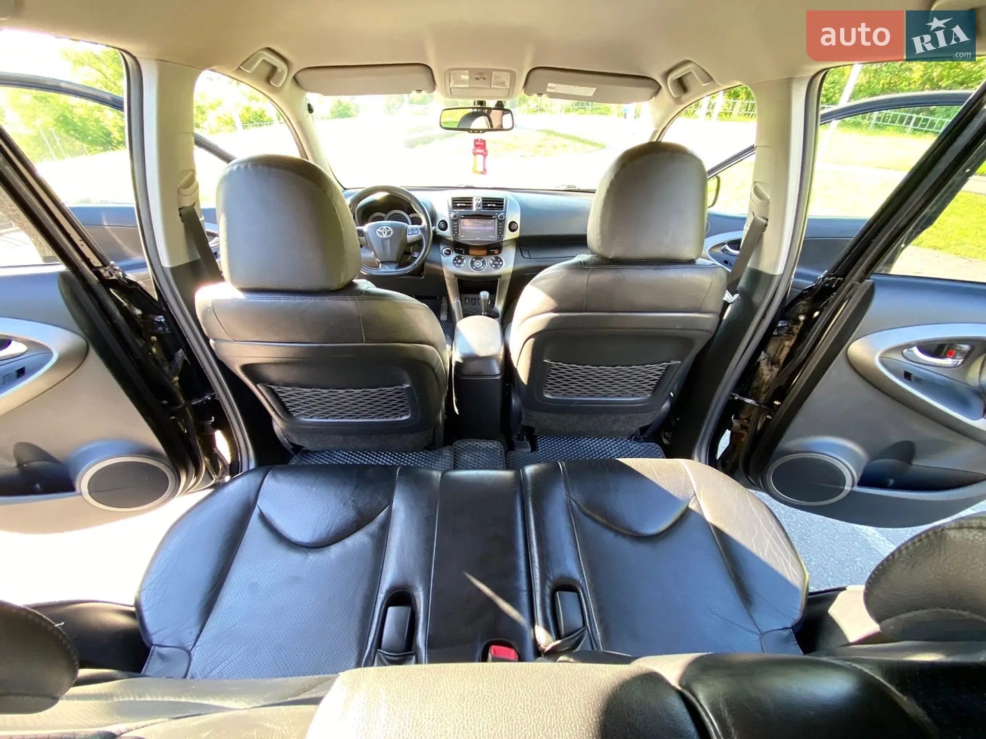 2010 Toyota RAV 4 - мініатюра 21