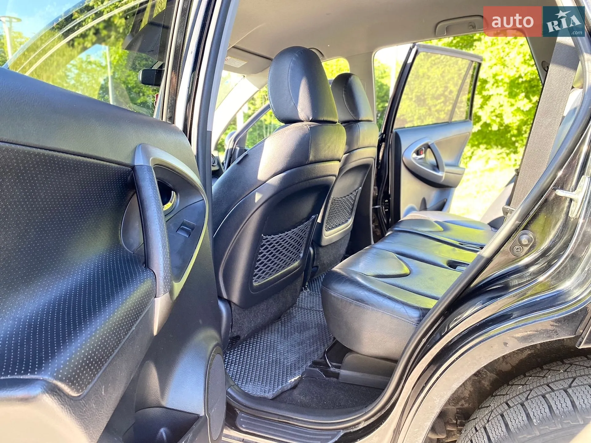 2010 Toyota RAV 4 - мініатюра 15