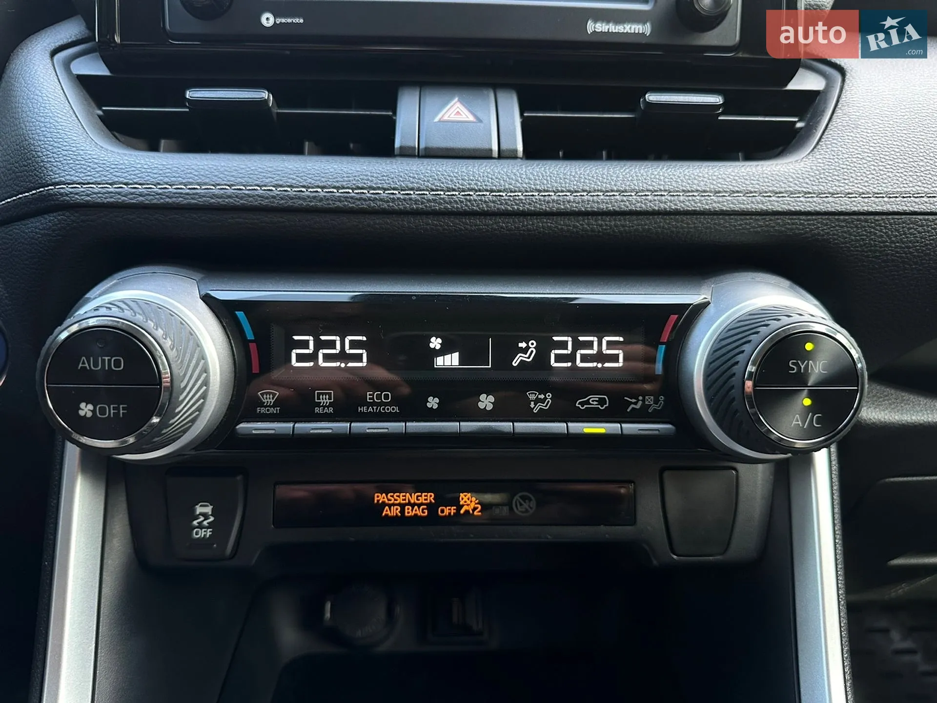 2020 Toyota RAV 4 - мініатюра 20