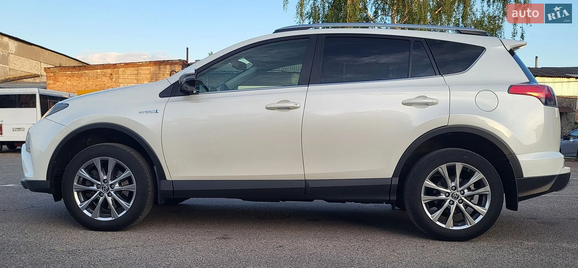 2017 Toyota RAV 4 - мініатюра 7