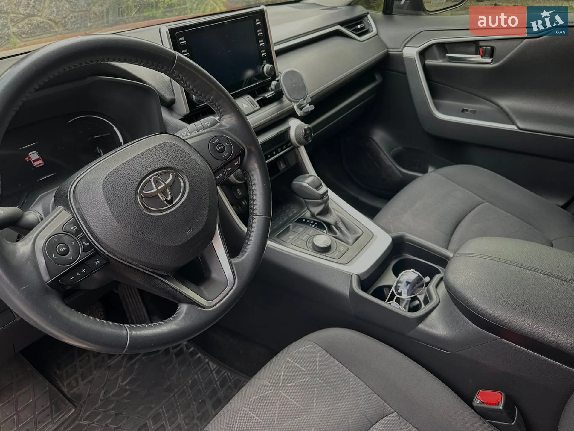 2019 Toyota RAV 4 - мініатюра 18