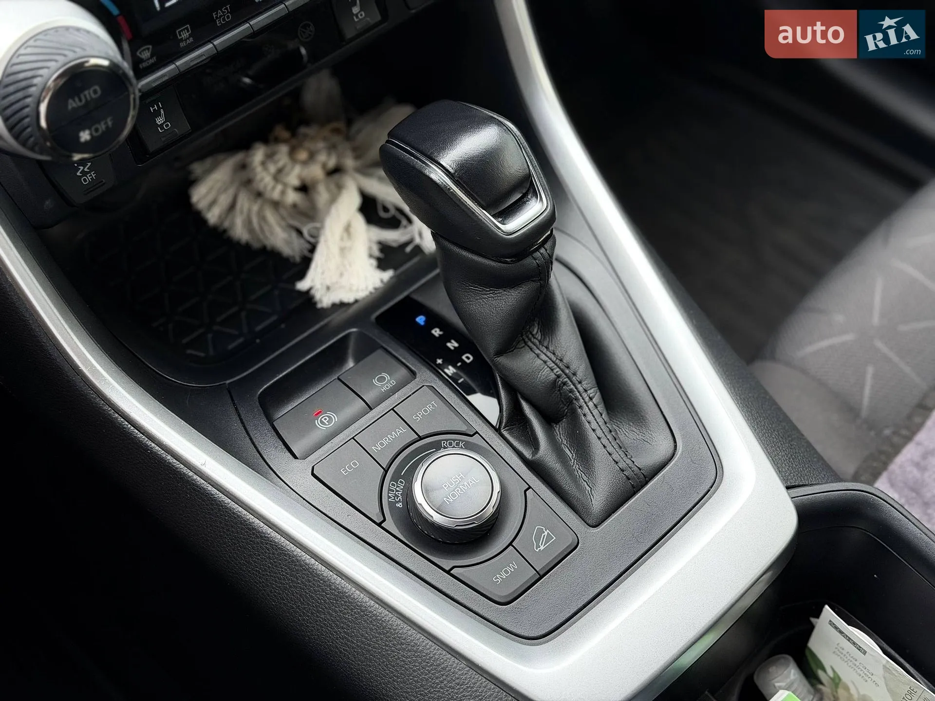2022 Toyota RAV 4 - мініатюра 68