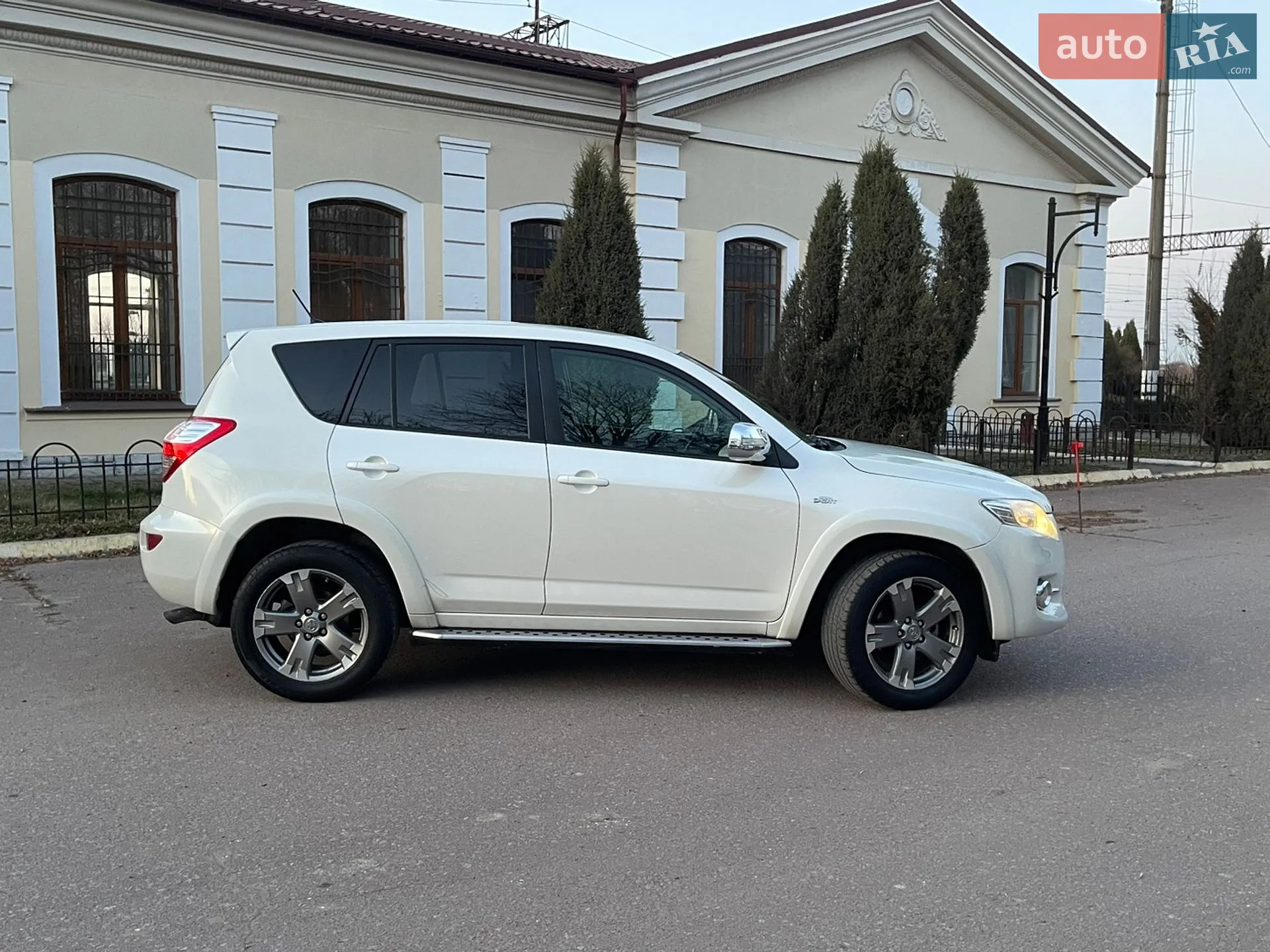 2010 Toyota RAV 4 - мініатюра 31